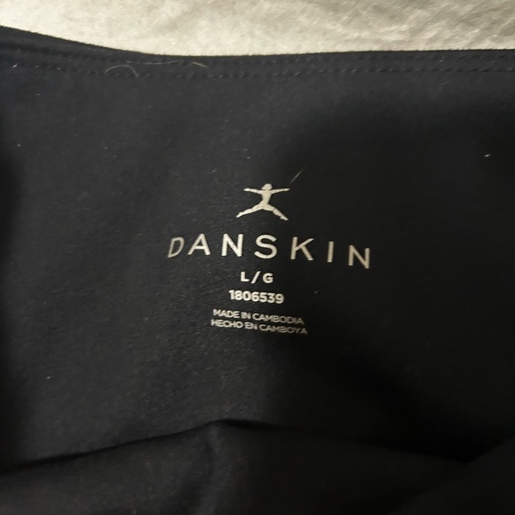 Black High-Waisted Leggings - Picture 3 of 4